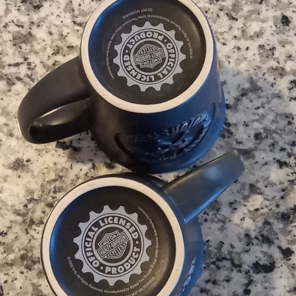 Harley-Davidson Matte Black Mug Pair - Picture 3 of 4